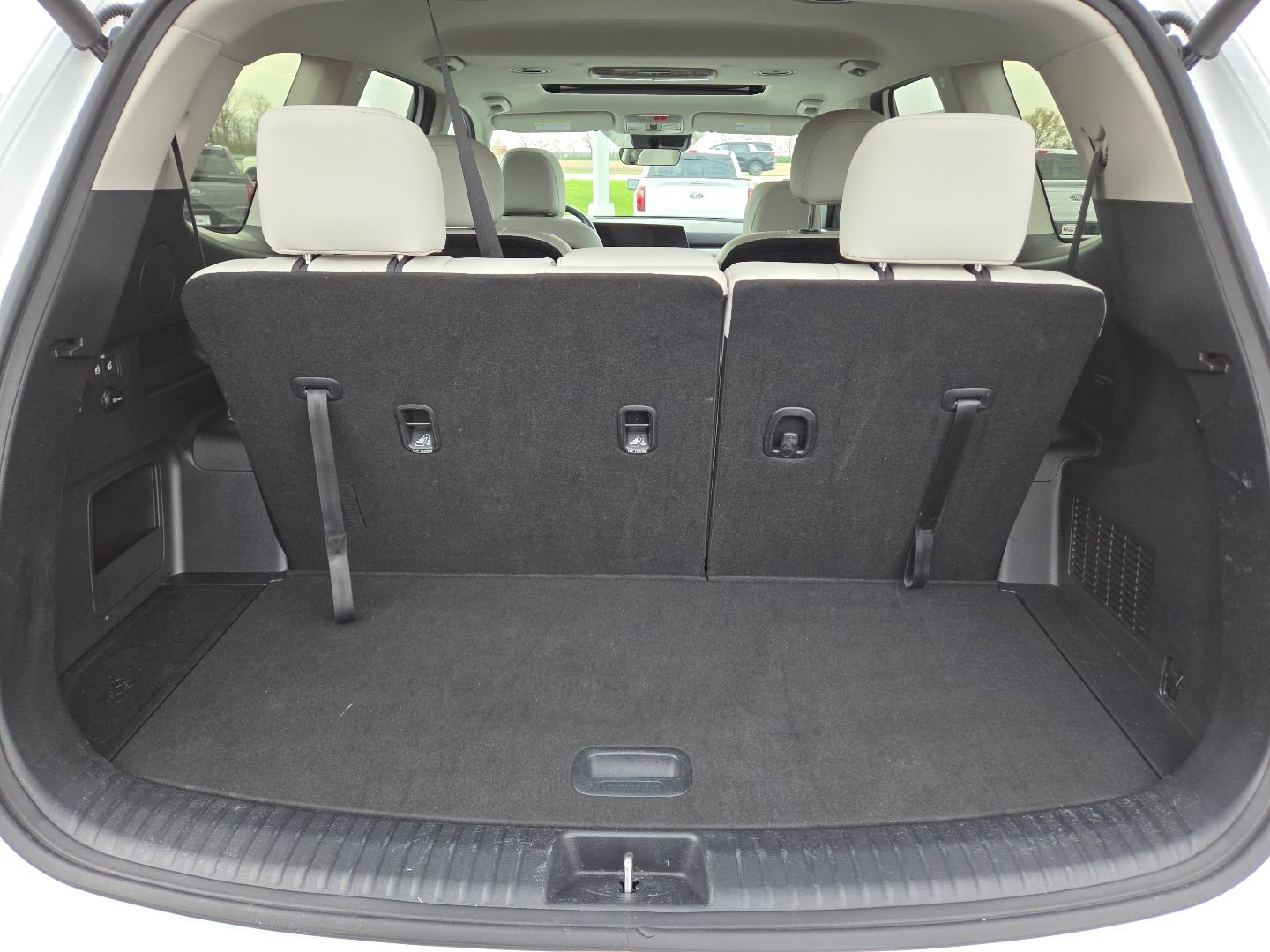 Used 2025 Kia Telluride S image 18