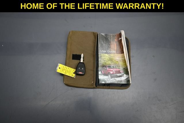 Used 2013 Jeep Wrangler Unlimited Rubicon w/ Connectivity Group AWD/4WD image 50