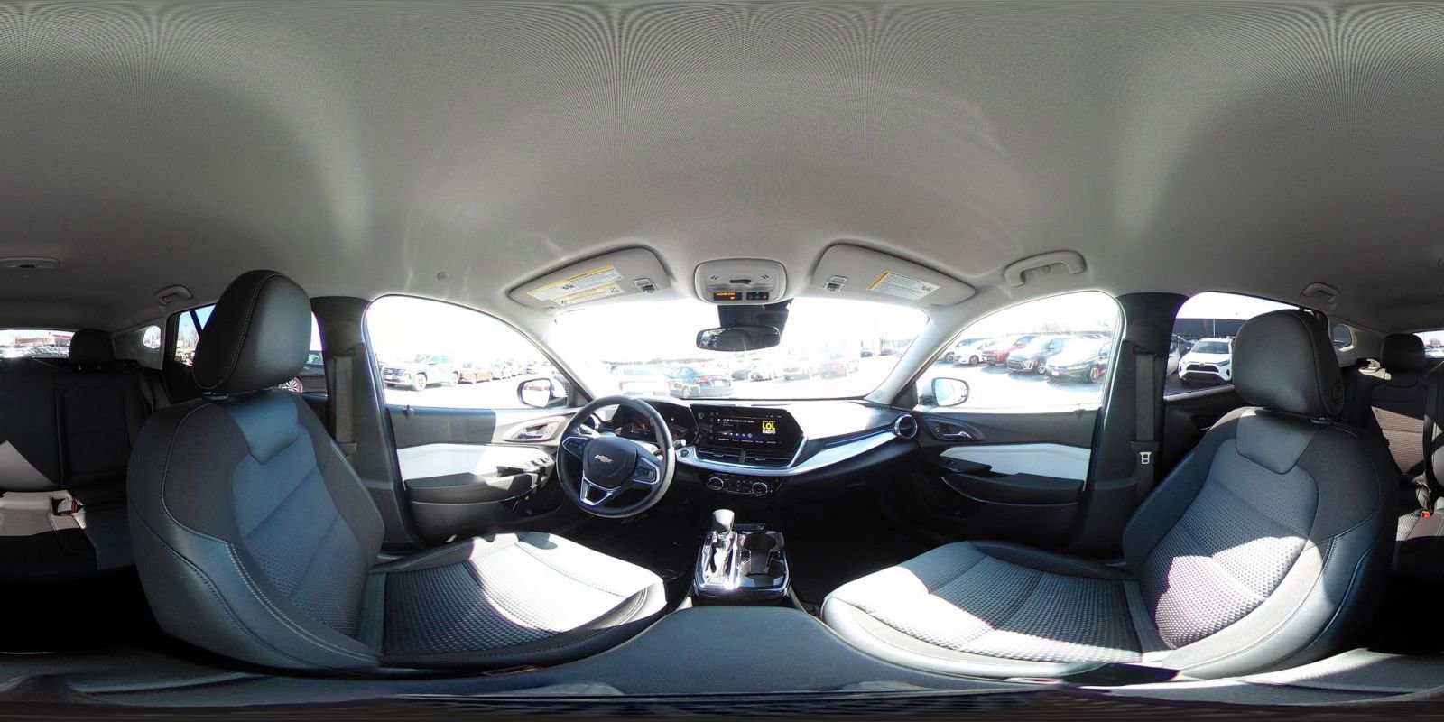 Used 2025 Chevrolet Trax LT w/ LT Convenience Package image 41