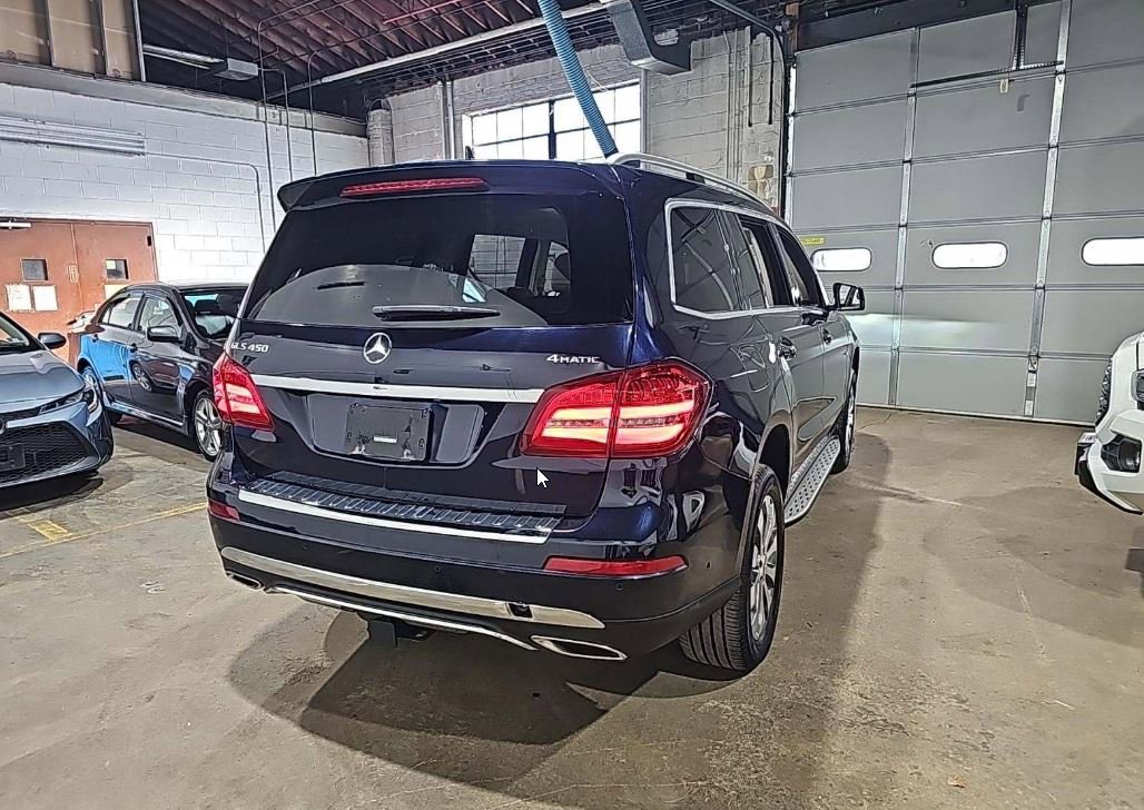 Used 2019 Mercedes-Benz GLS 450 4MATIC image 4