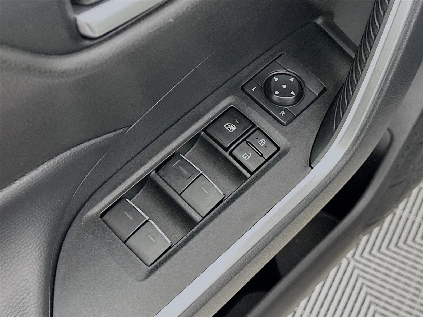 Certified 2025 Toyota RAV4 XLE AWD/4WD image 19