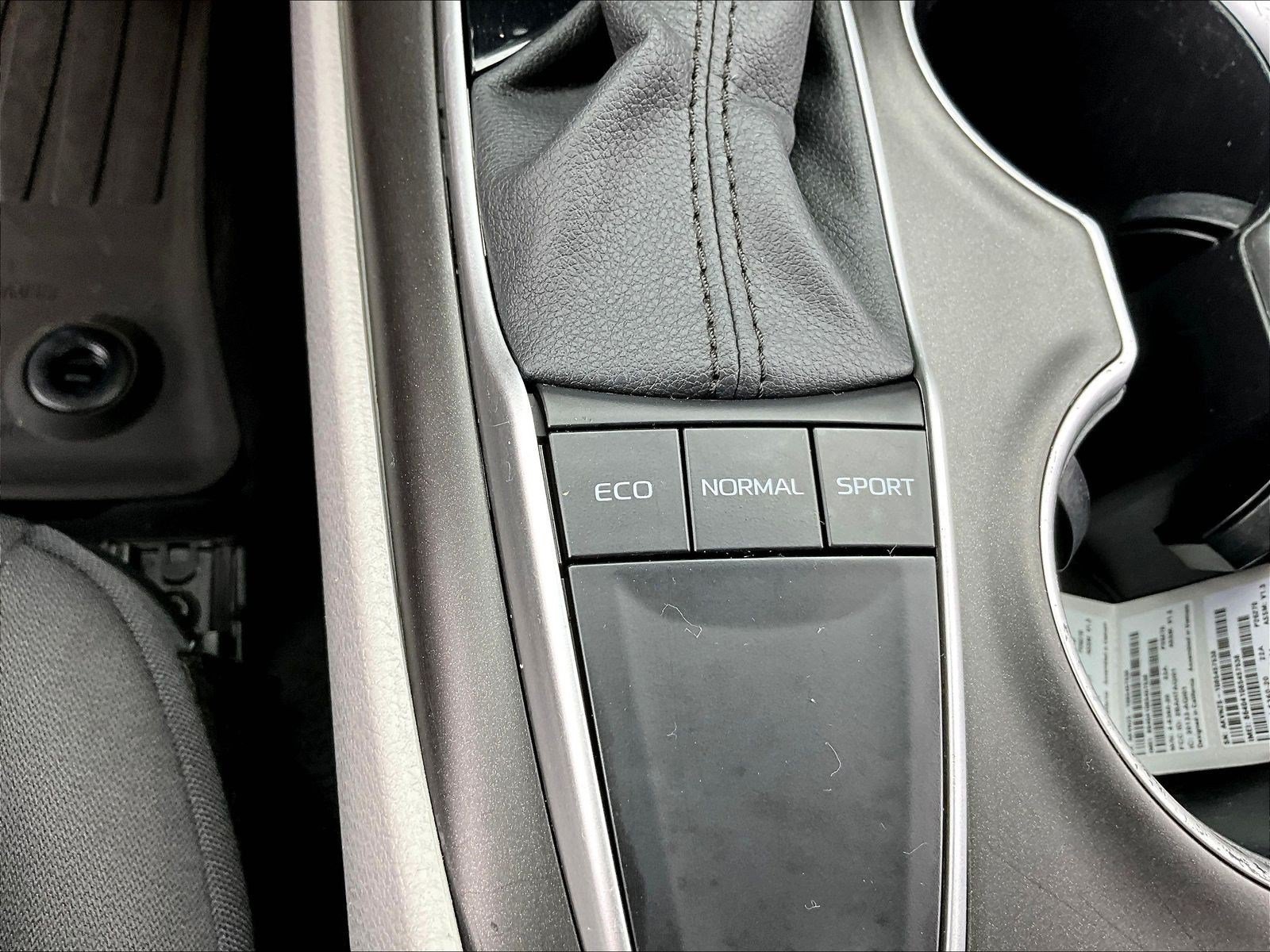 Used 2024 Toyota Camry LE FWD image 39