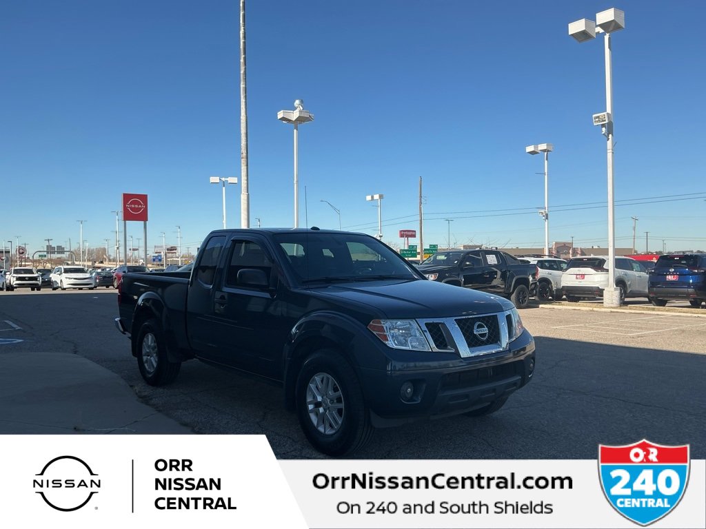 Used 2017 Nissan Frontier SV image 3