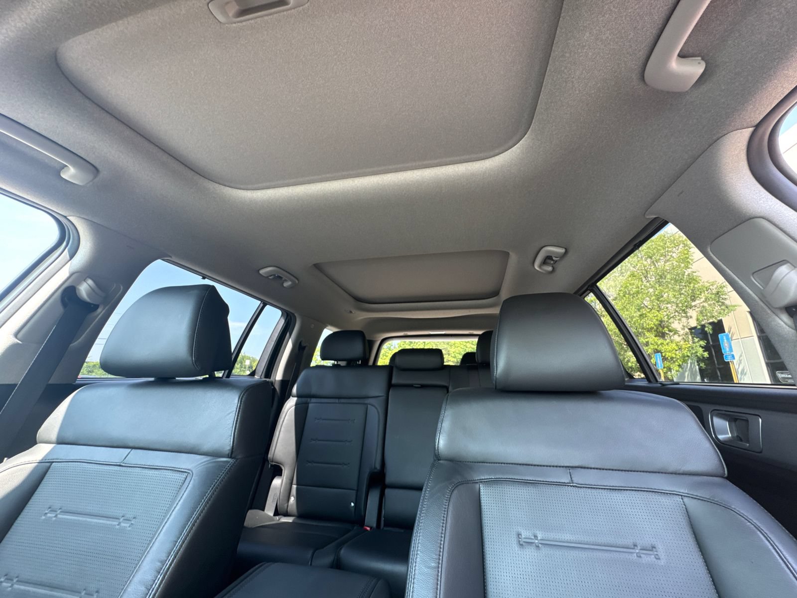 Used 2024 Hyundai Santa Fe Limited AWD/4WD image 31