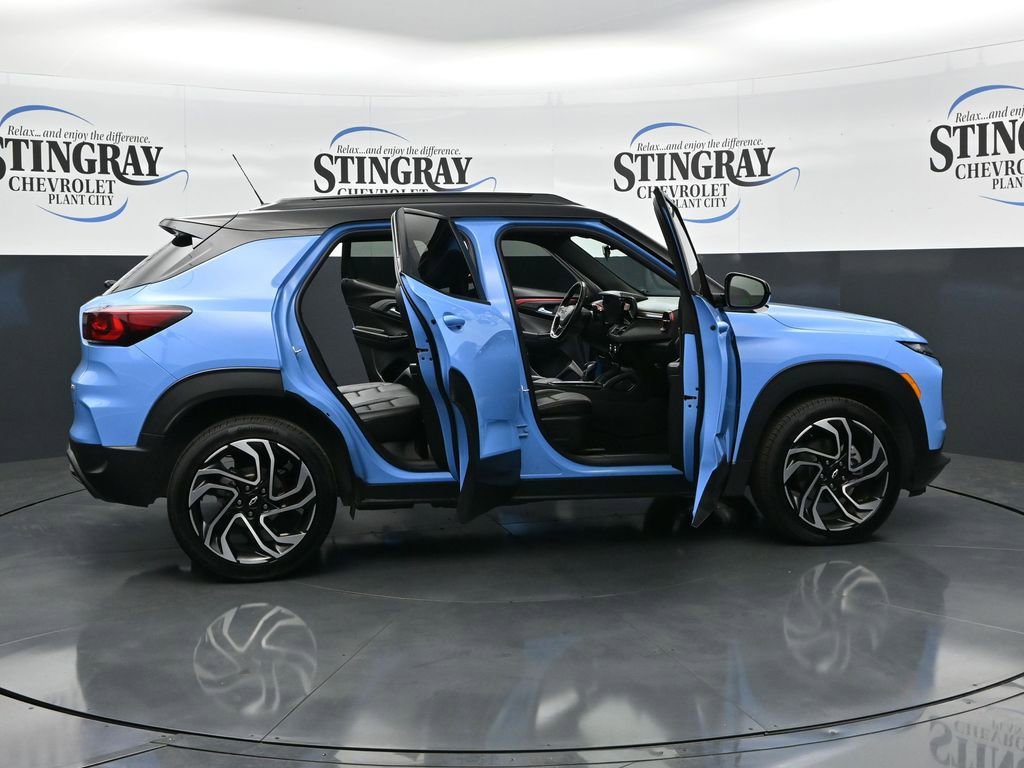 Used 2024 Chevrolet TrailBlazer RS w/ Driver Confidence Package image 27