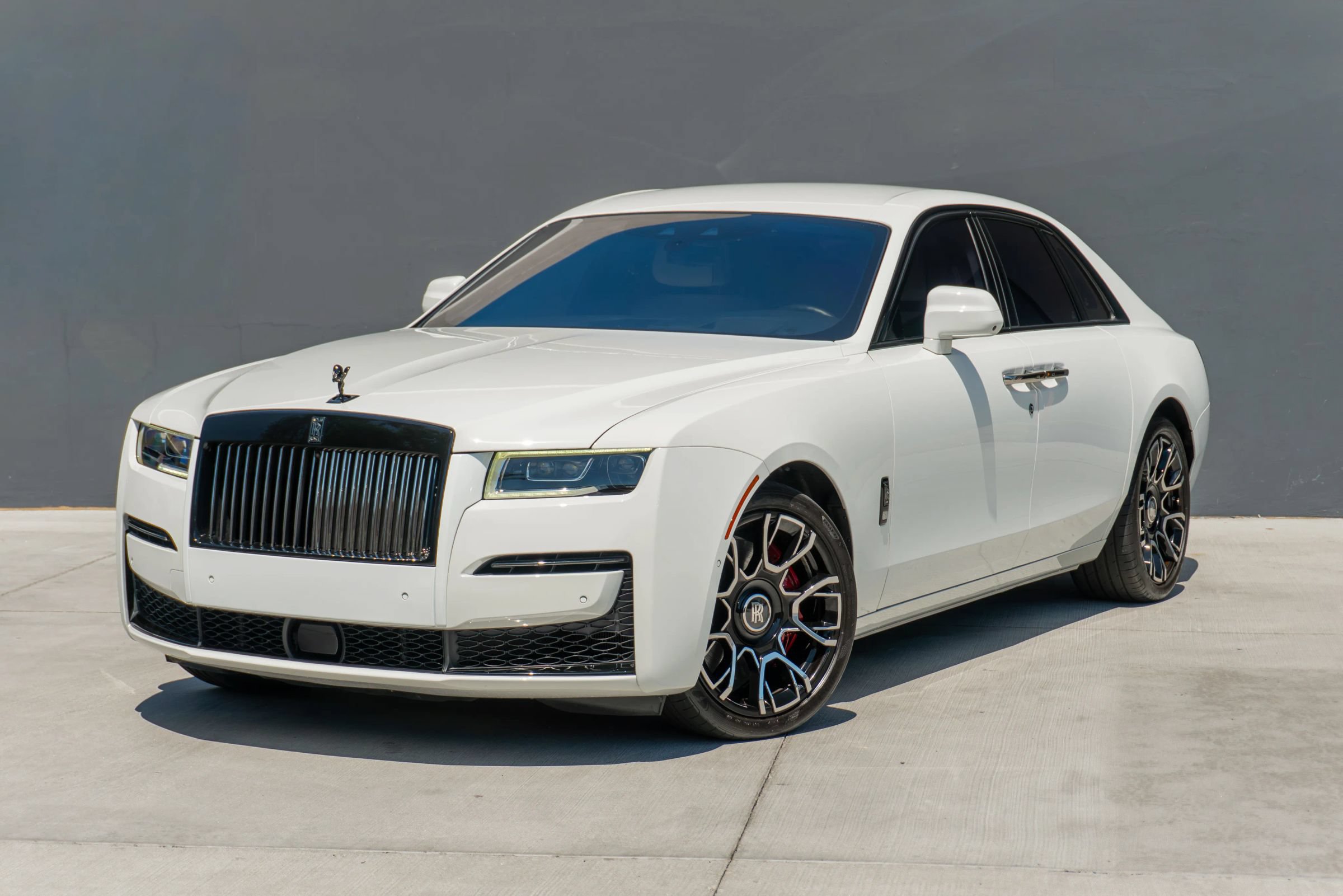 Used 2023 Rolls-Royce Ghost Black Badge w/ Black Badge Ghost Package AWD/4WD image 3