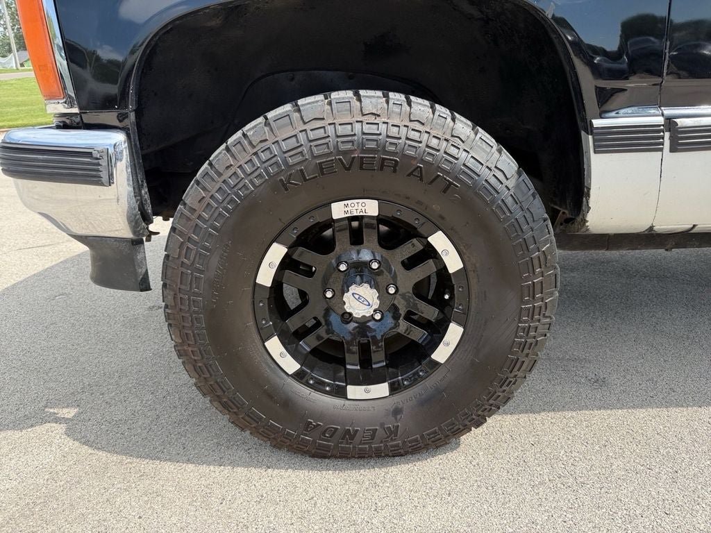 Used 1989 GMC Sierra 1500 4x4 Regular Cab image 12