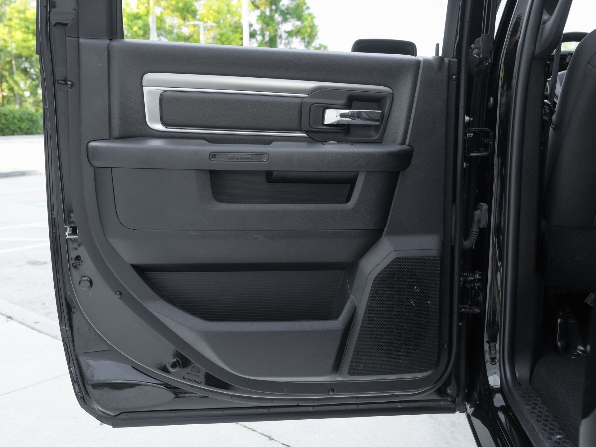Used 2024 RAM 1500 Classic Warlock RWD image 31