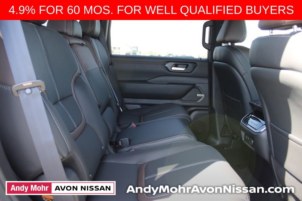 New 2026 Nissan Armada SL image 15