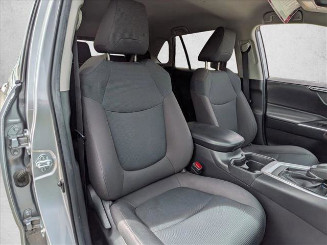 Used 2021 Toyota RAV4 LE FWD image 19