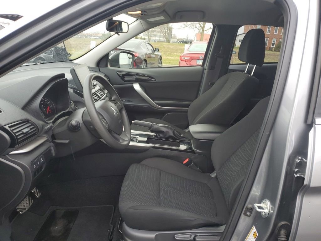 Used 2024 Mitsubishi Eclipse Cross Black Edition image 13