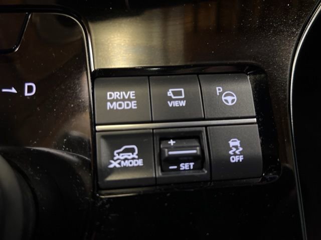 Certified 2023 Subaru Solterra AWD image 33