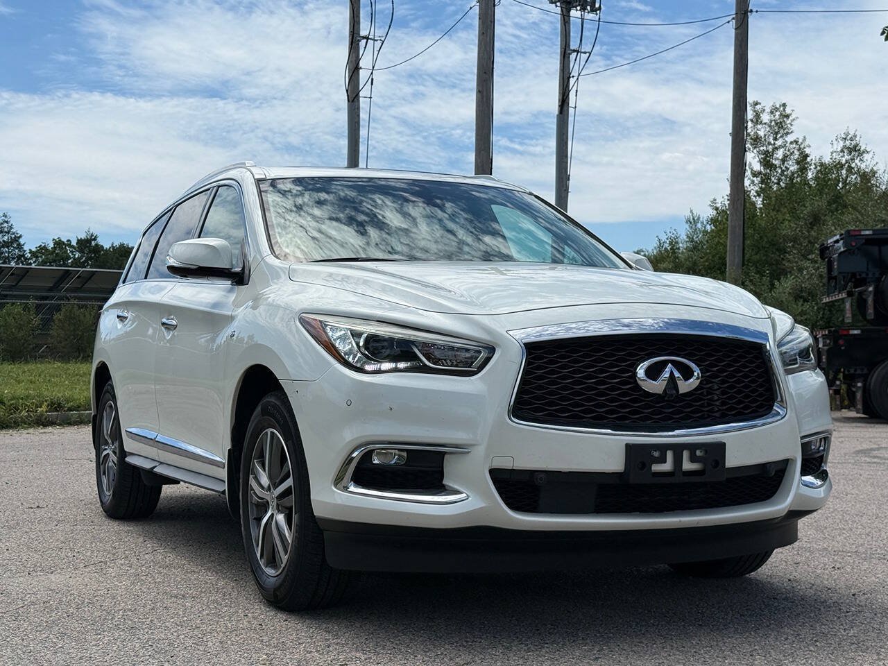 Used 2019 INFINITI QX60 Luxe w/ Essential Package AWD/4WD image 7