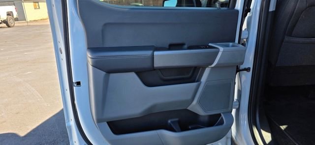 Used 2023 Ford F150 XLT w/ Trailer Tow Package image 10