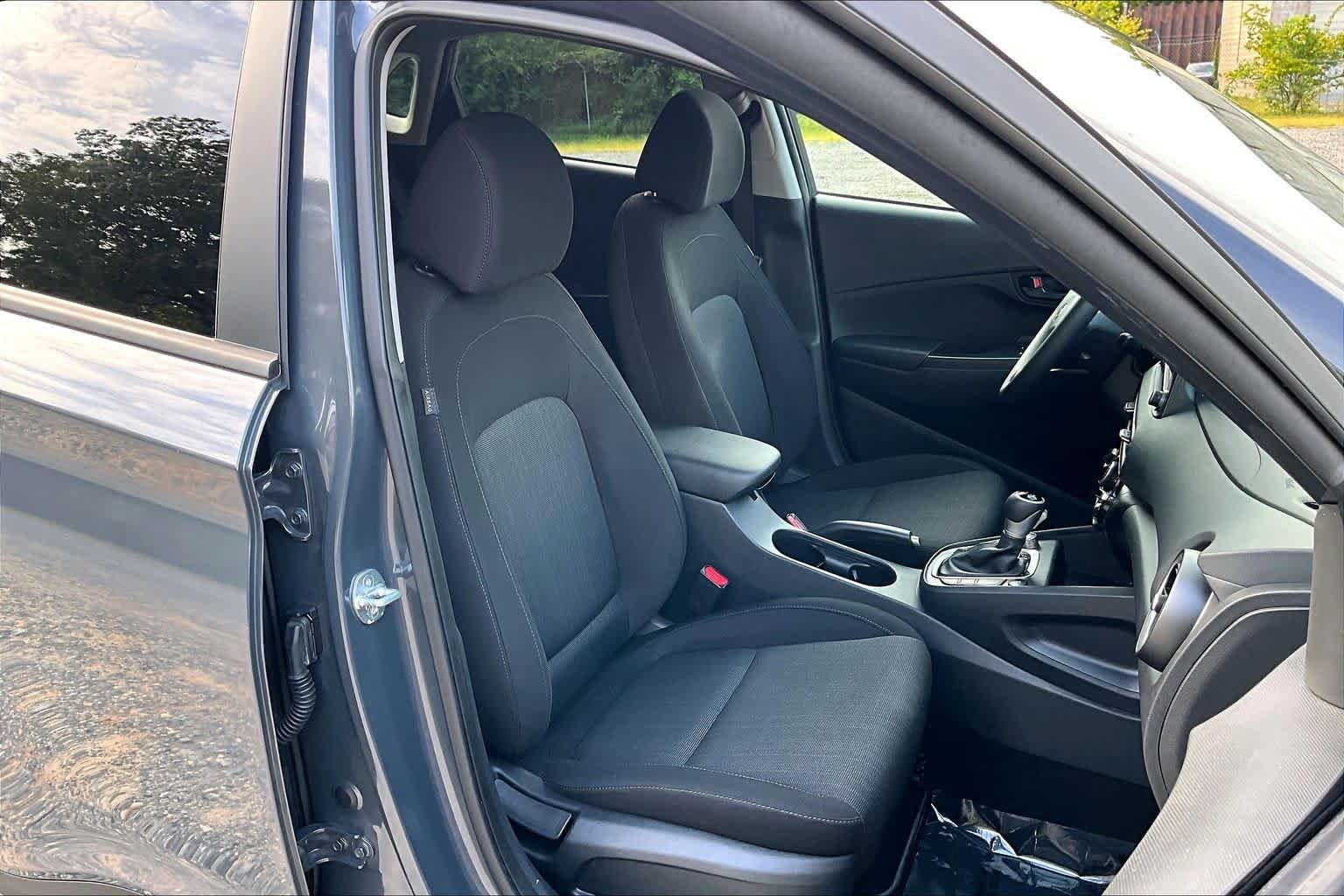 Used 2023 Hyundai Kona SEL AWD/4WD image 9