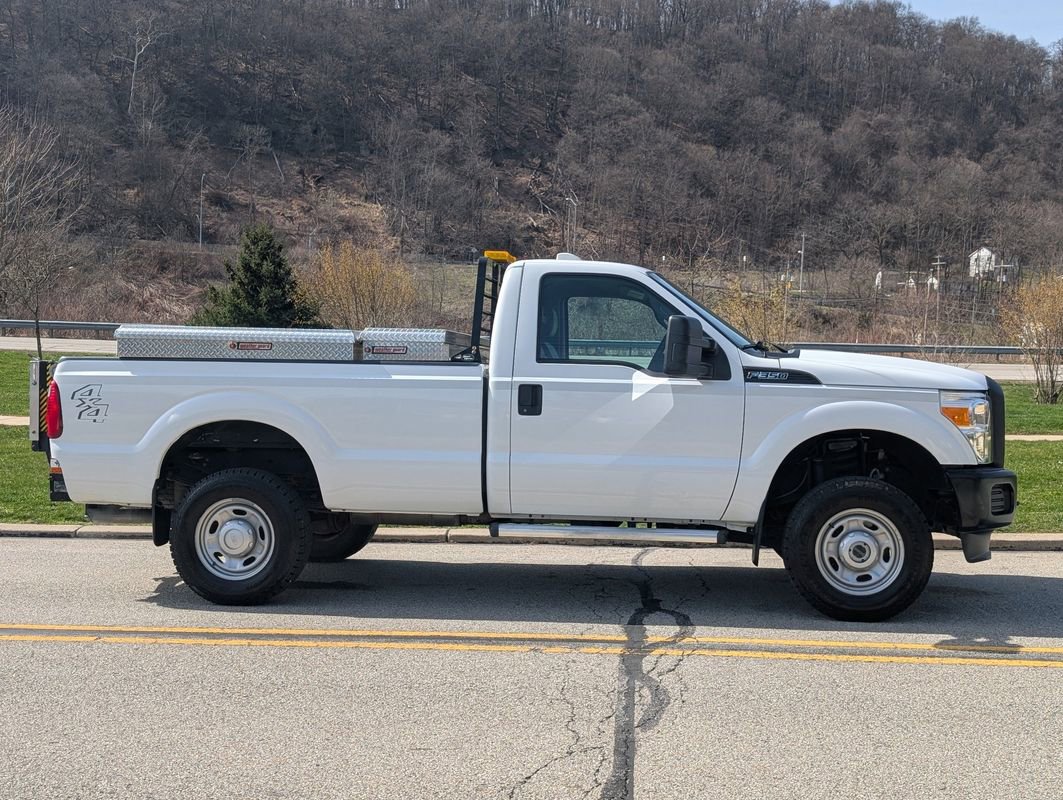 Used 2012 Ford F350 XL w/ Skid Plate Pkg image 4