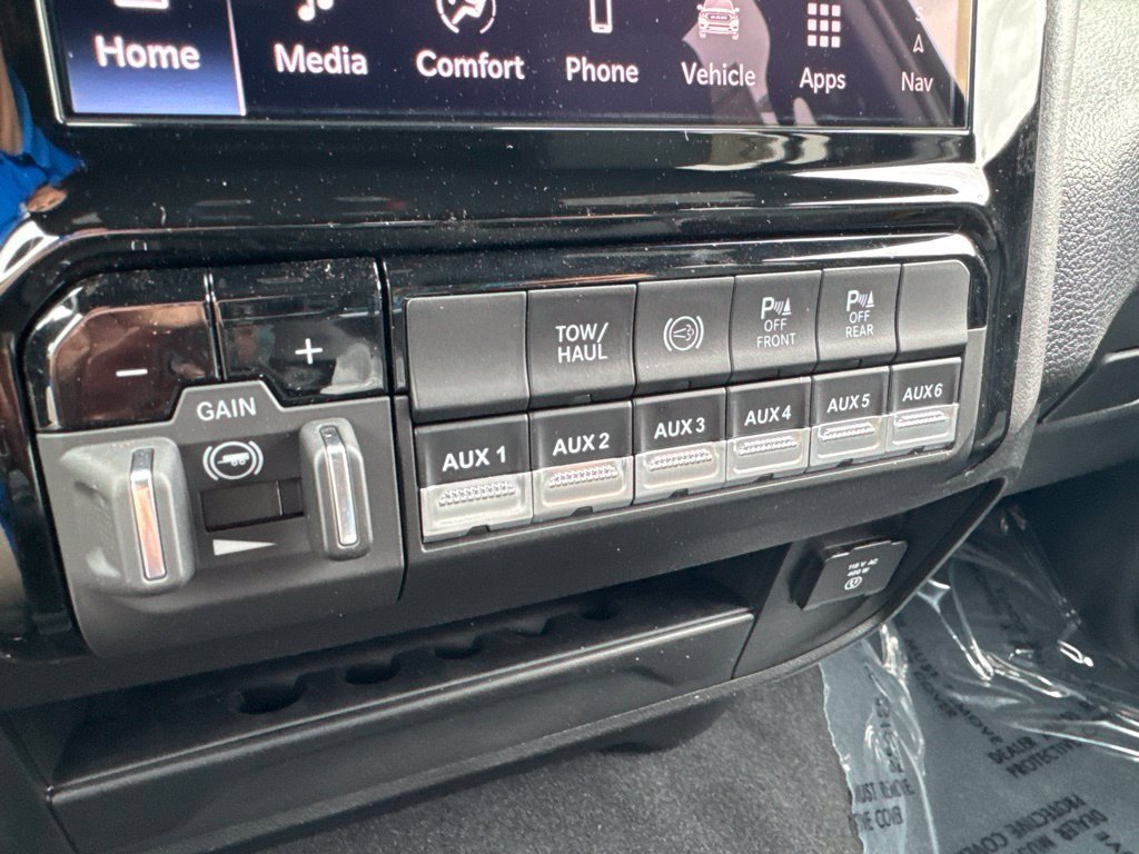 New 2027 RAM 3500 Tradesman AWD/4WD image 7