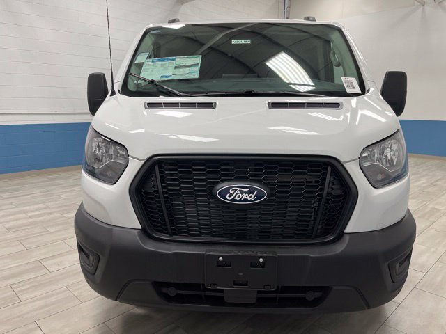 New 2026 Ford Transit 250 Low Roof RWD image 5