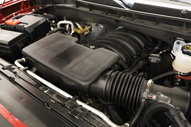 Used 2024 GMC Yukon XL Denali w/ Advanced Technology Package image 11