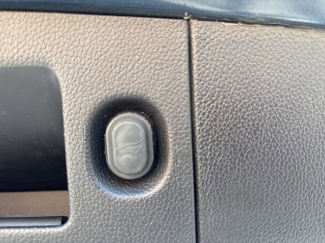 Used 2019 Chevrolet Suburban Premier image 6