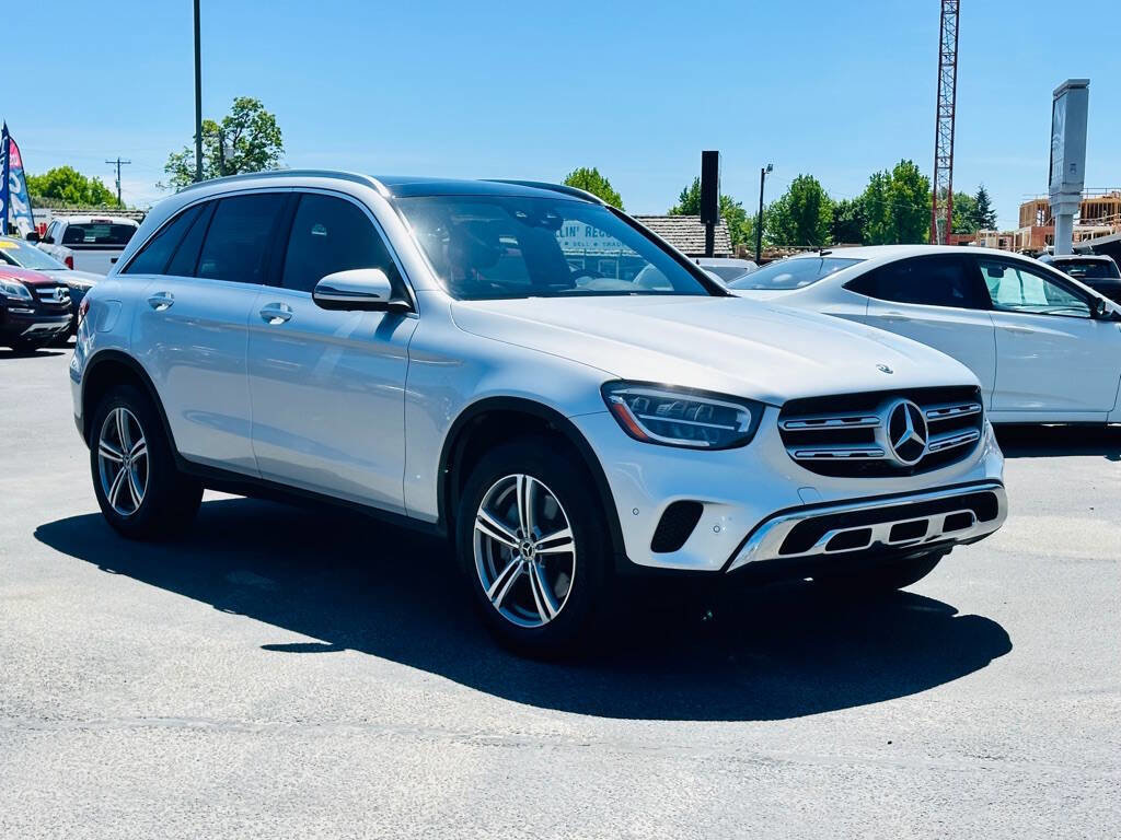 Used 2020 Mercedes-Benz GLC 300 4MATIC image 1