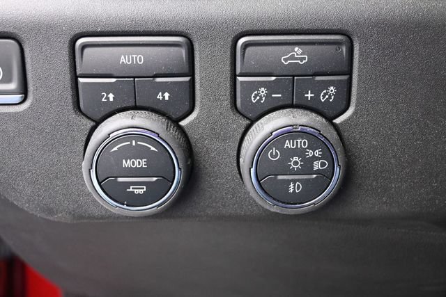 Used 2025 Chevrolet Silverado 1500 RST AWD/4WD image 35