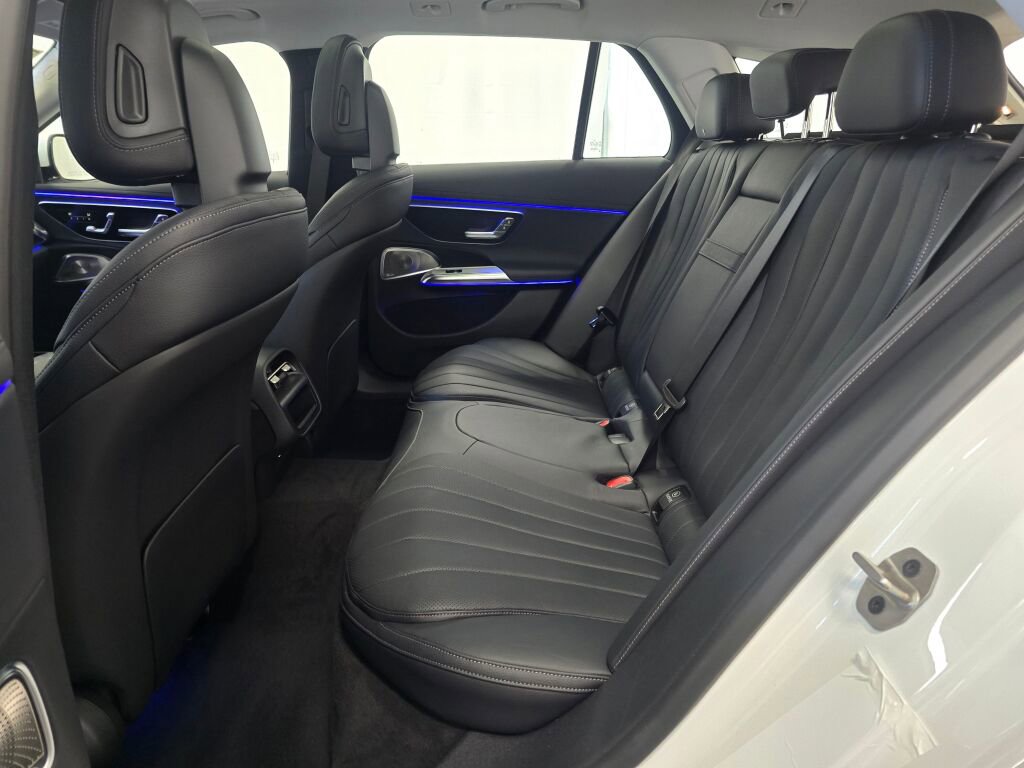 New 2026 Mercedes-Benz E 450 4MATIC All-Terrain Wagon image 18
