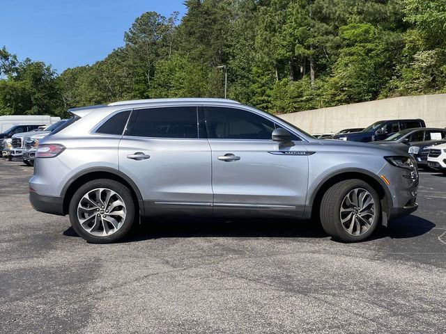 Used 2023 Lincoln Nautilus Reserve image 2