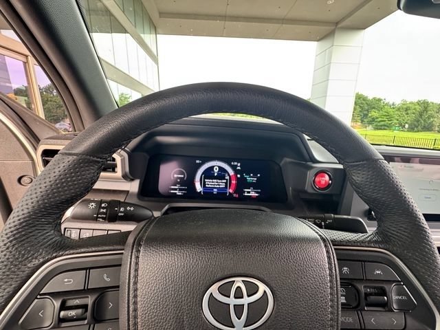 Used 2026 Toyota Tacoma TRD Off-Road AWD/4WD image 6
