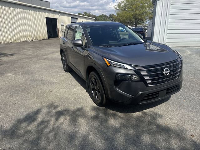 New 2026 Nissan Rogue SV FWD image 3