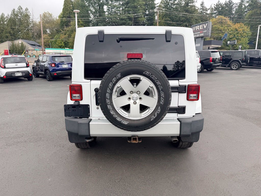 Used 2012 Jeep Wrangler Unlimited Sahara w/ Dual Top Group AWD/4WD image 4