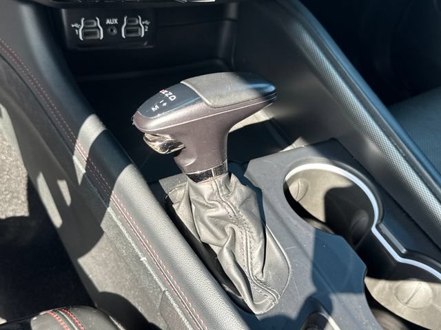 Used 2024 Dodge Durango GT AWD/4WD image 17