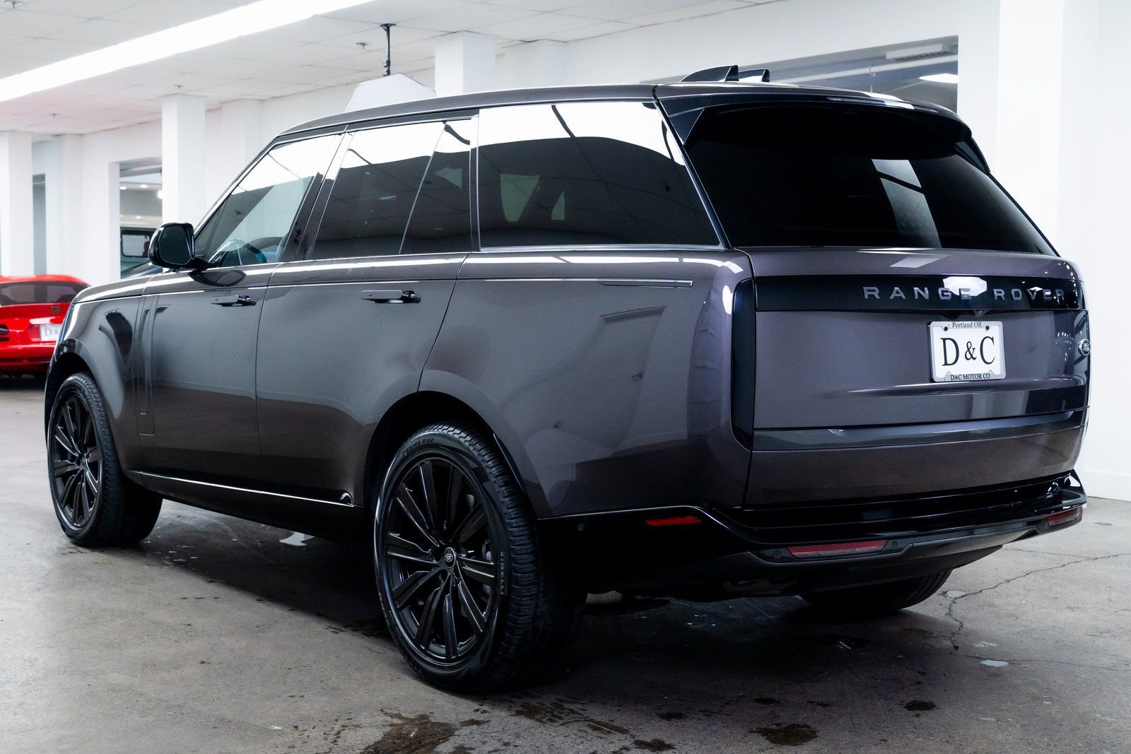 Used 2023 Land Rover Range Rover SE image 4