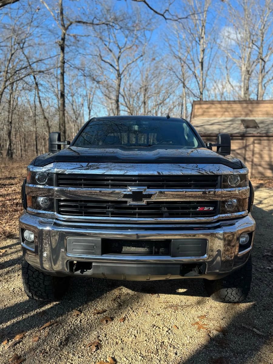 Used 2015 Chevrolet Silverado 2500 LTZ w/ Duramax Plus Package image 4