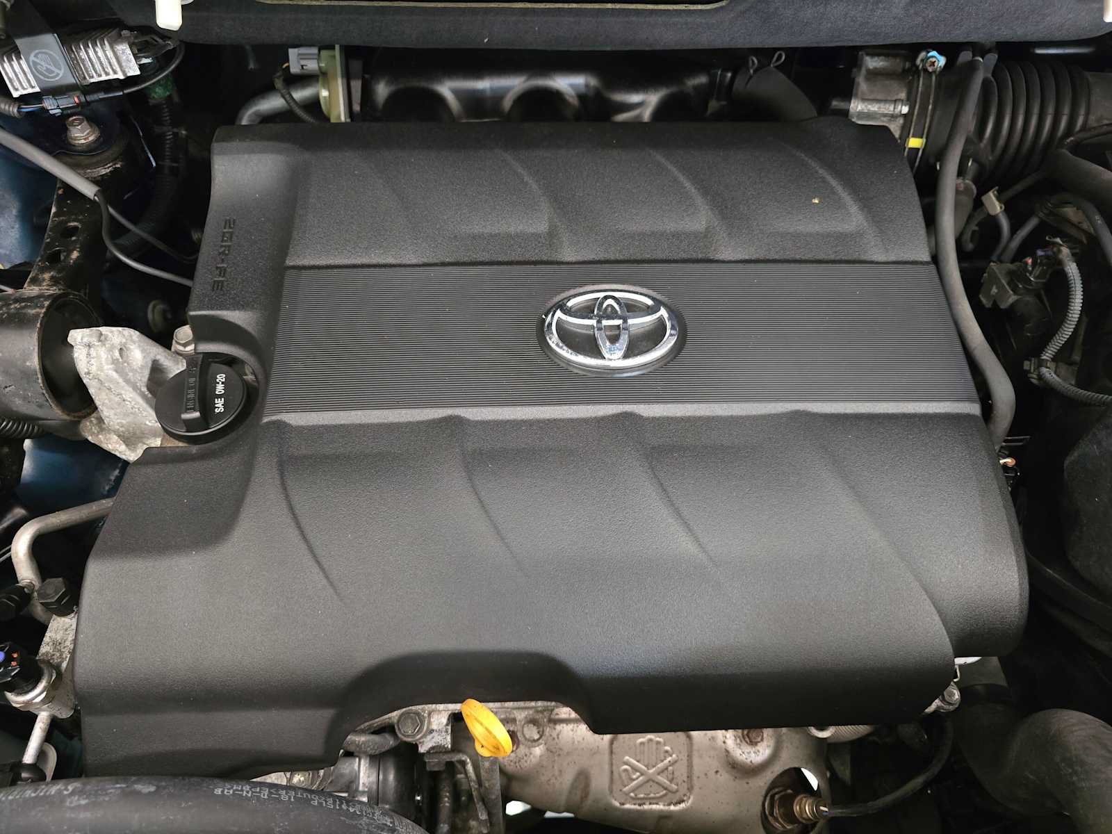Used 2011 Toyota Sienna LE w/ Towing Pkg AWD/4WD image 9