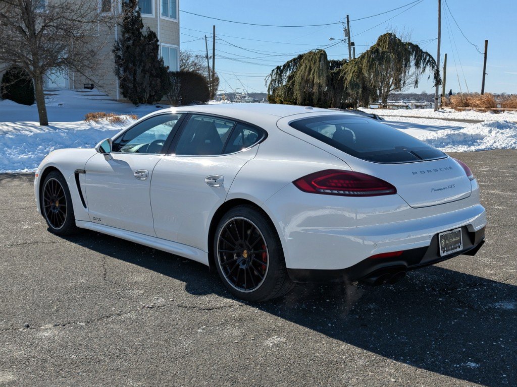 Used 2016 Porsche Panamera GTS image 8
