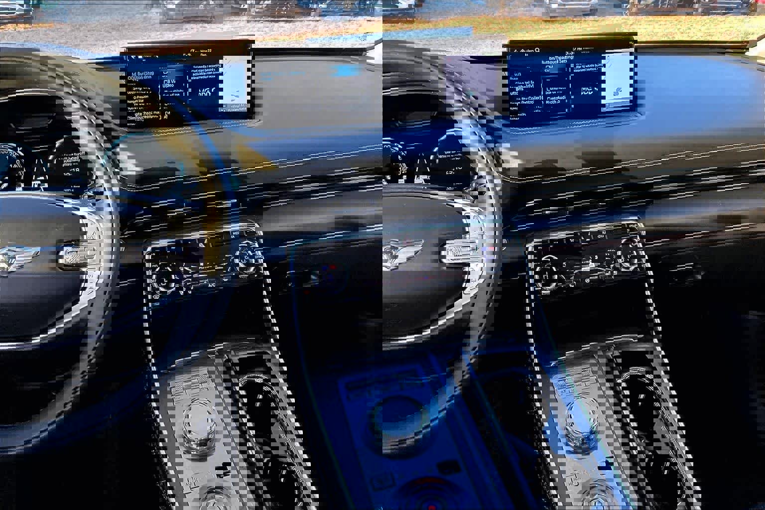 Used 2023 Genesis GV80 3.5T w/ Prestige Matte Package image 7