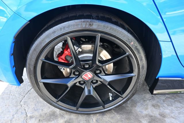 Used 2025 Honda Civic Type R image 12