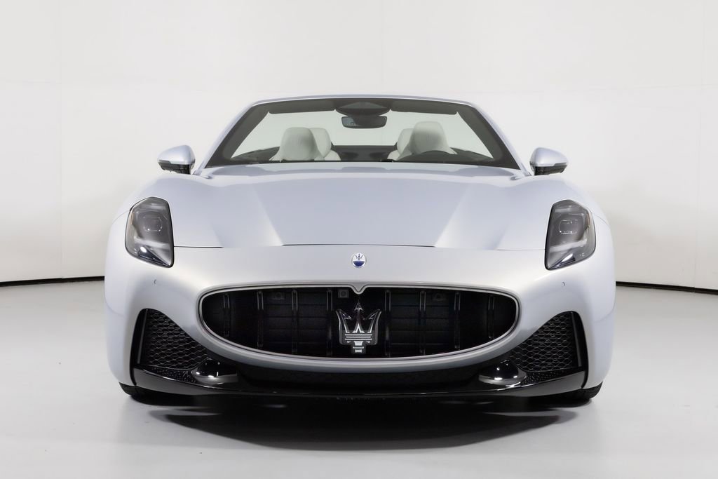 New 2026 Maserati GranCabrio Modena image 14