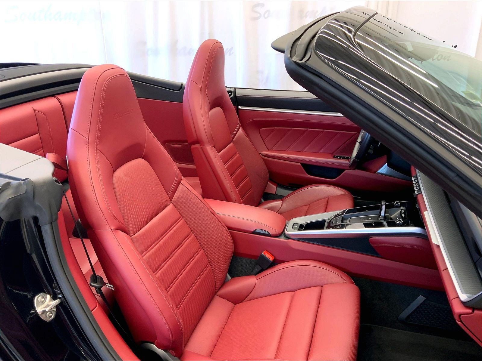 Certified 2023 Porsche 911 Turbo AWD/4WD image 19