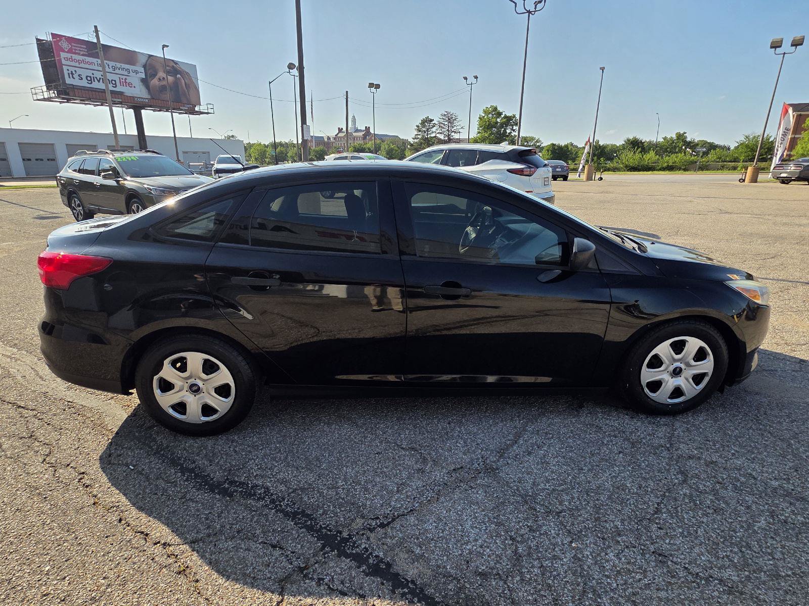 Used 2016 Ford Focus S FWD image 4