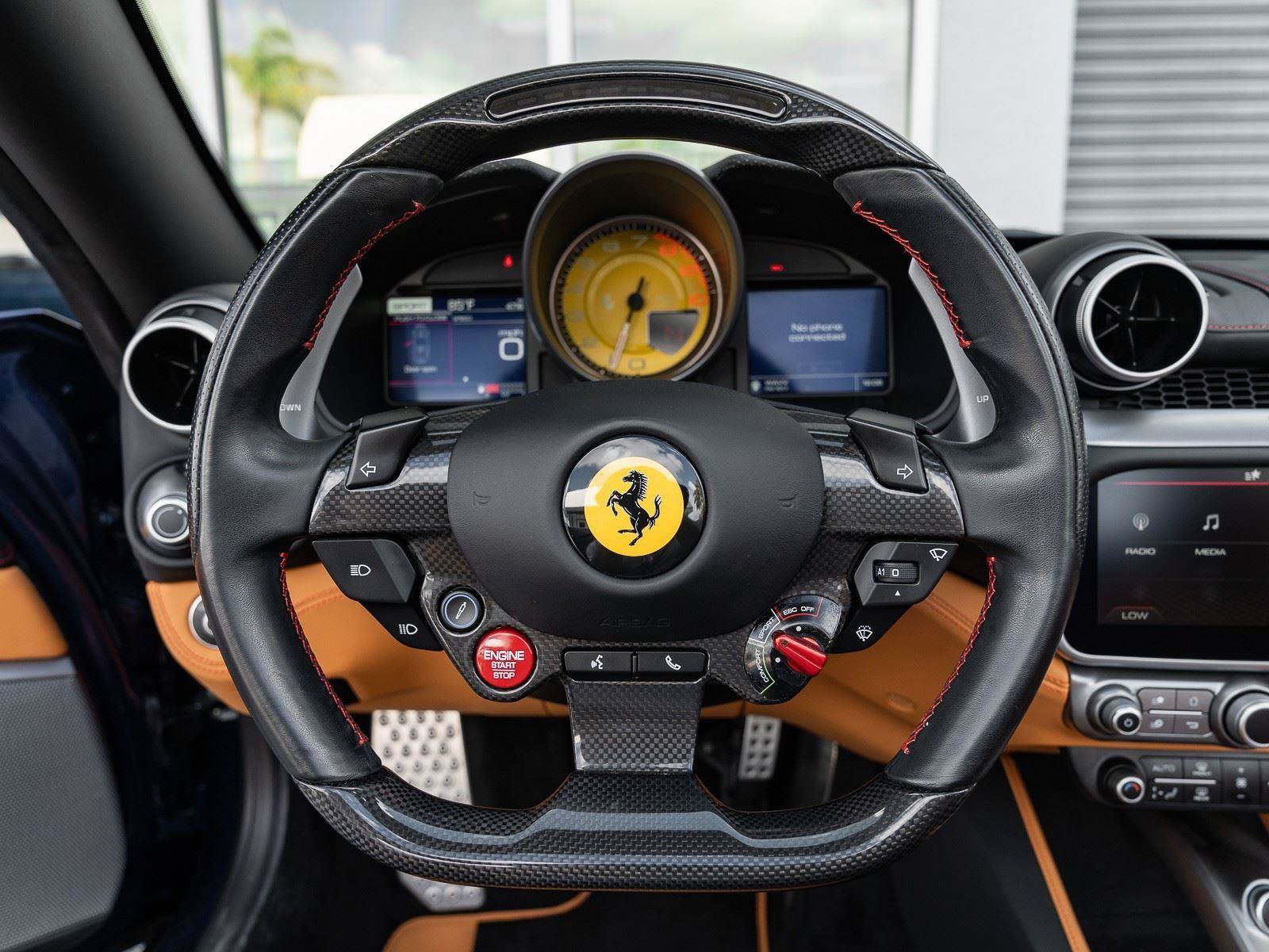 Used 2019 Ferrari Portofino RWD image 19