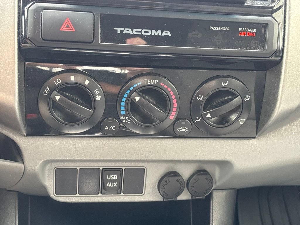 Used 2015 Toyota Tacoma PreRunner w/ SR5 Package RWD image 13