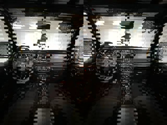 Used 2023 Jeep Gladiator Sport image 20