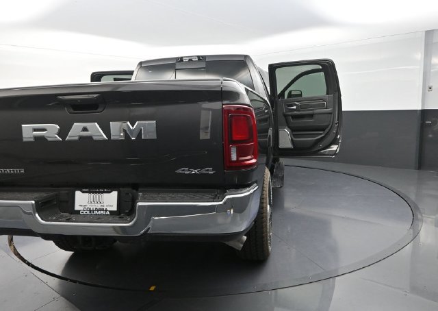 New 2026 RAM 2500 Laramie AWD/4WD image 35