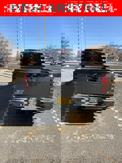 Used 2020 Nissan Frontier SV image 9