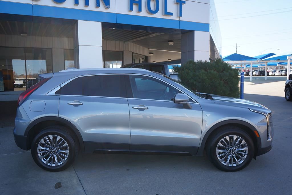 Used 2025 Cadillac XT4 Premium Luxury AWD/4WD image 9