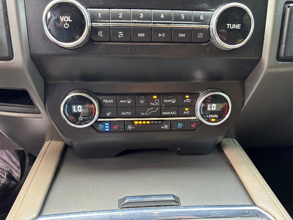 Used 2020 Ford Expedition XLT w/ Equipment Group 202A image 30