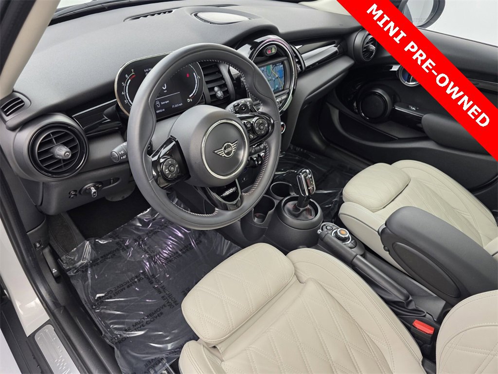 Used 2021 MINI Cooper S w/ Signature Upholstery Package image 10