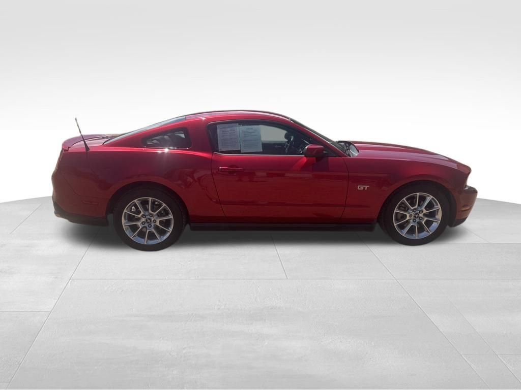 Used 2010 Ford Mustang GT RWD image 5